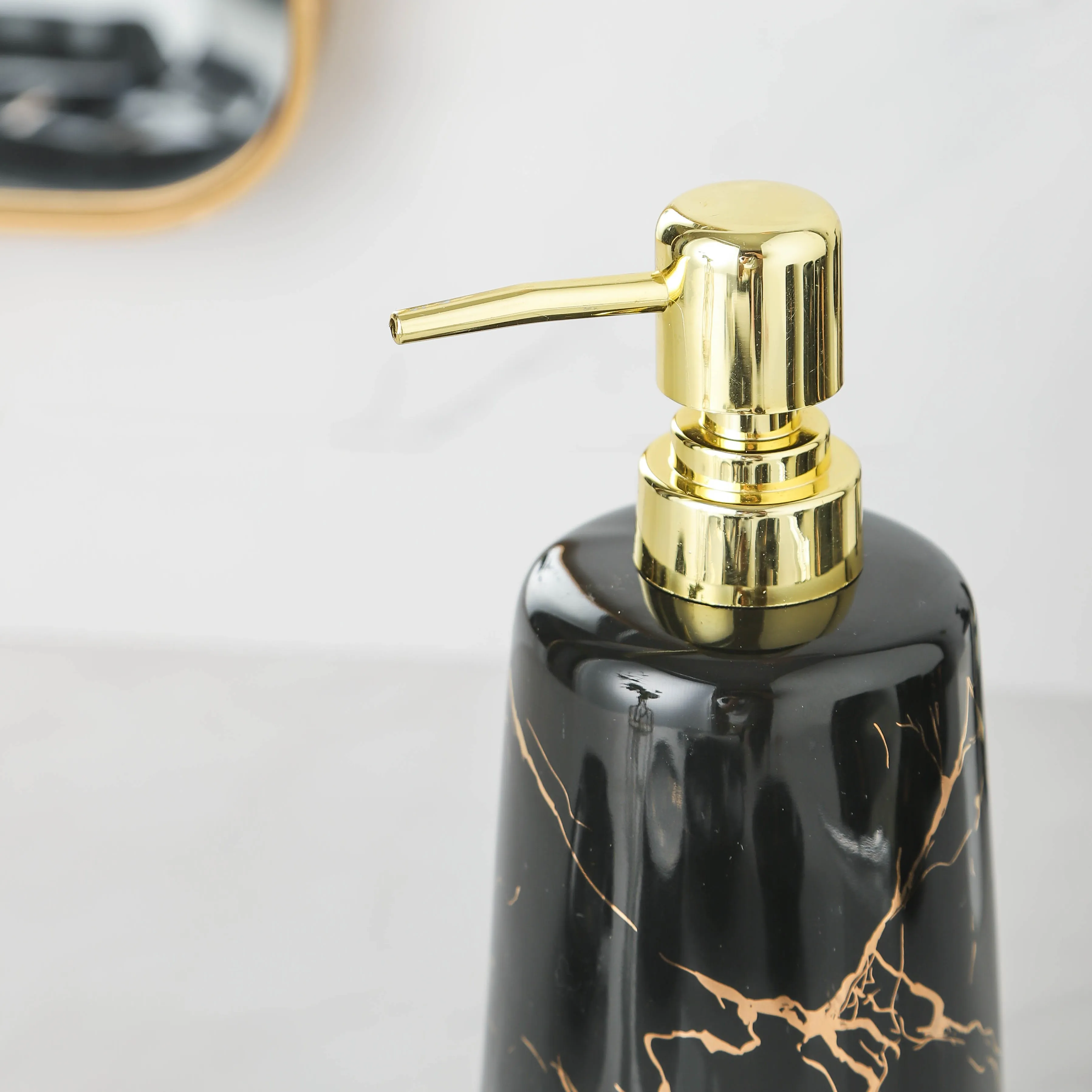 Custom Bathroom Sets Wholesale 4 Piece Ceramic Bathroom Accessories (1)