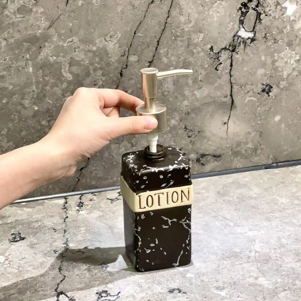 Custom Logo Bathroom Set Textured Black Glaze (5)