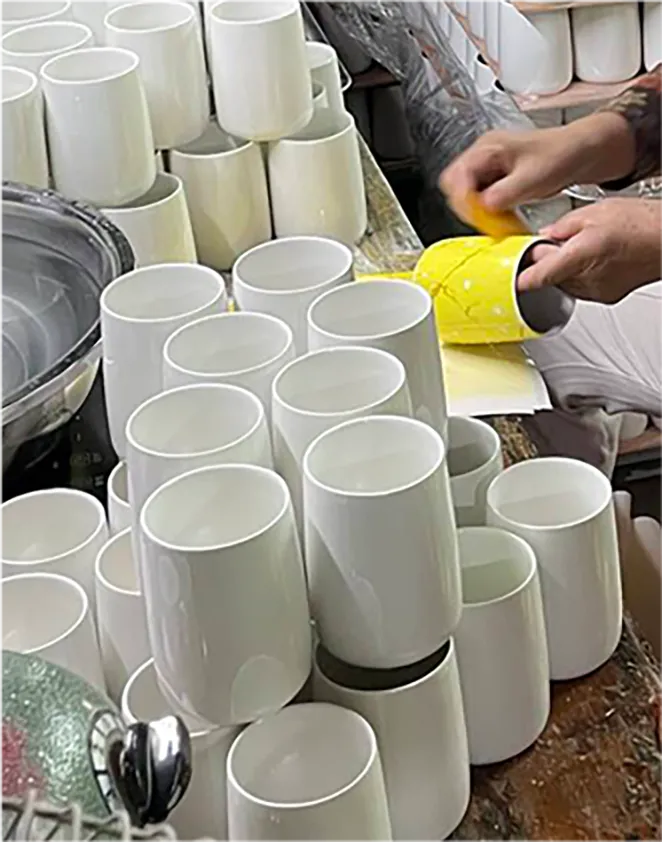 Decal Putting bathroom accessories manufacturer - 4