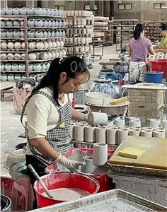 Putting Glaze bathroom accessories manufacturer -3