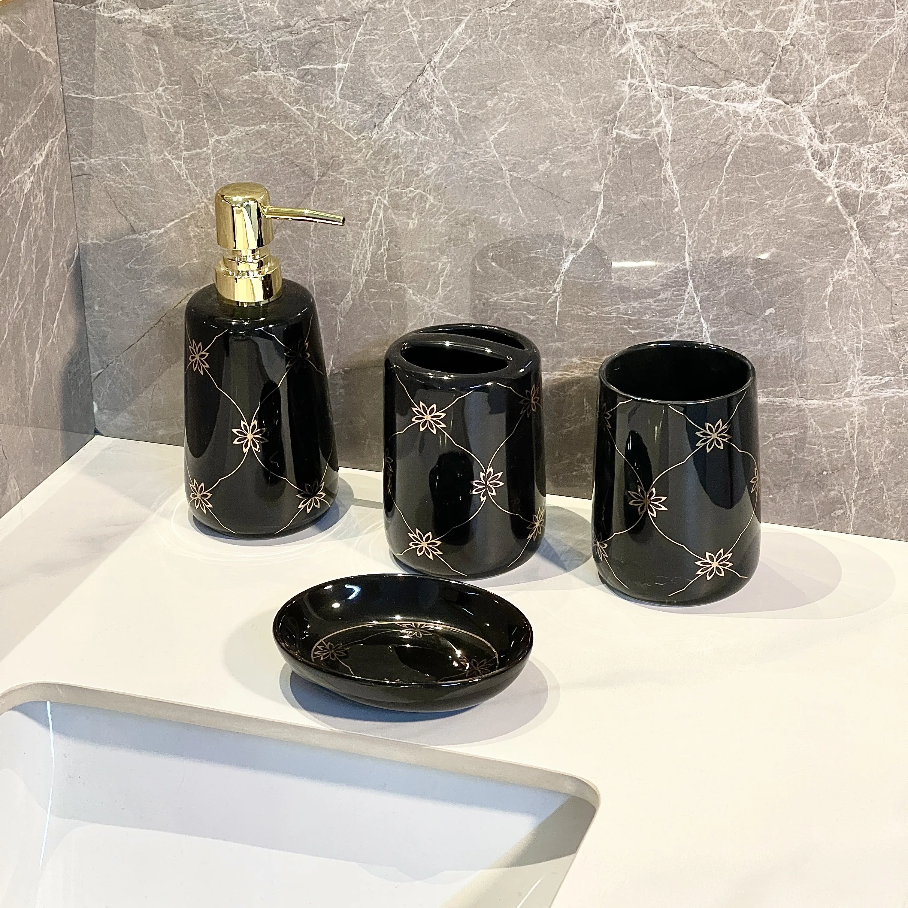 Wholesale Luxury Bathroom Set 4 Piece