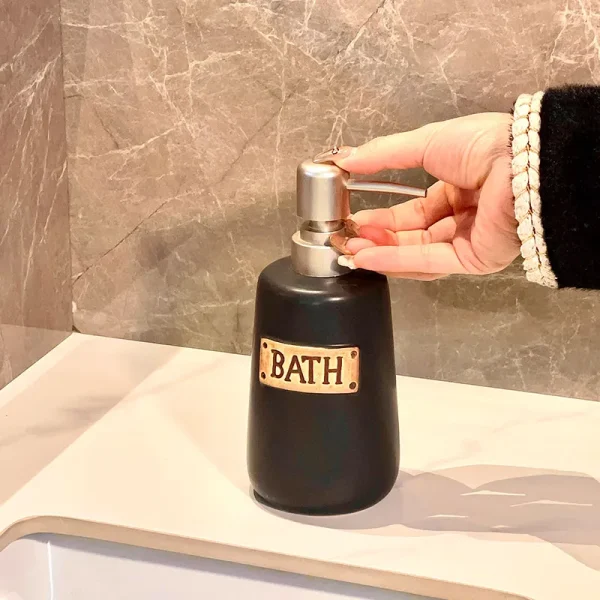 Matte Black Bathroom Set Wholesale