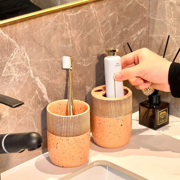 Wholesale Ceramic Toothbrush Holder