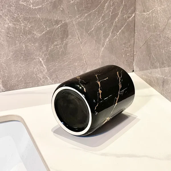 カスタム・ブラック大理石柄バスルームタンブラー