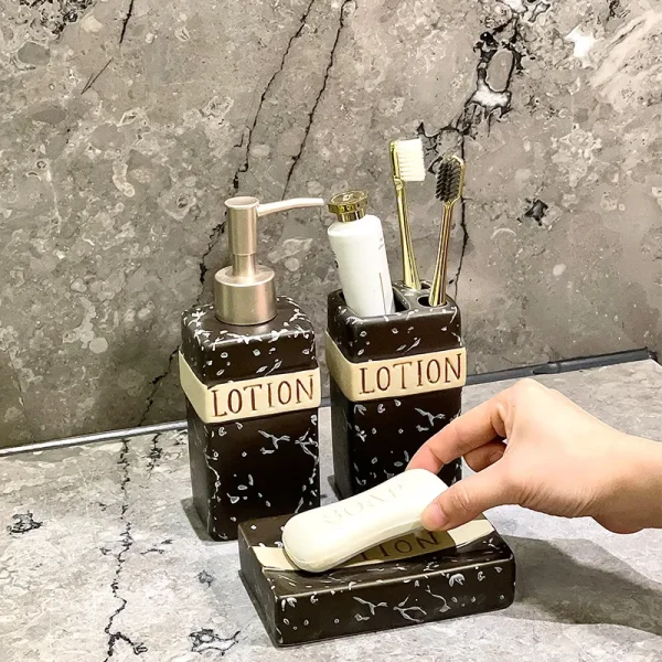 Cerâmica preta para saboneteiras por atacado