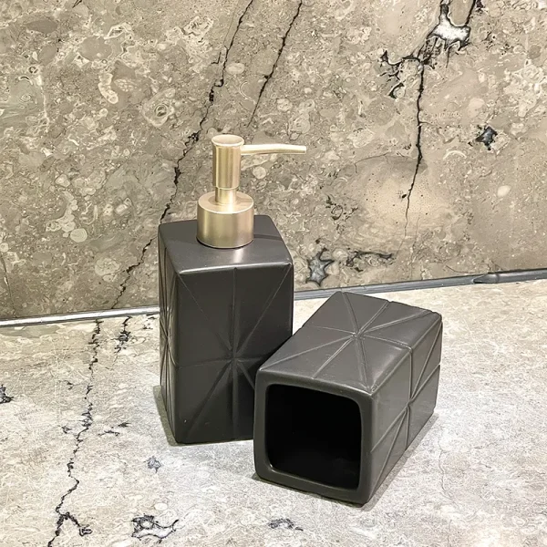 Black Ceramic Bathroom Tumbler Wholesale