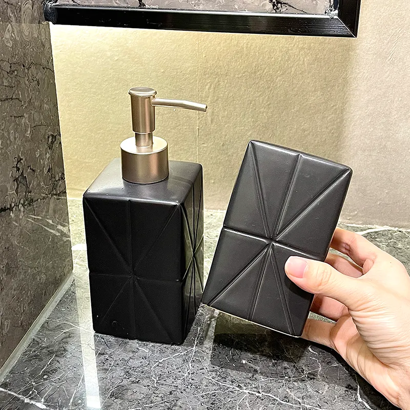 Black Ceramic Bathroom Tumbler Wholesale