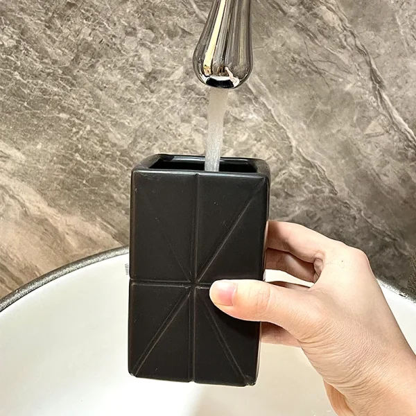 Black Ceramic Bathroom Tumbler Wholesale