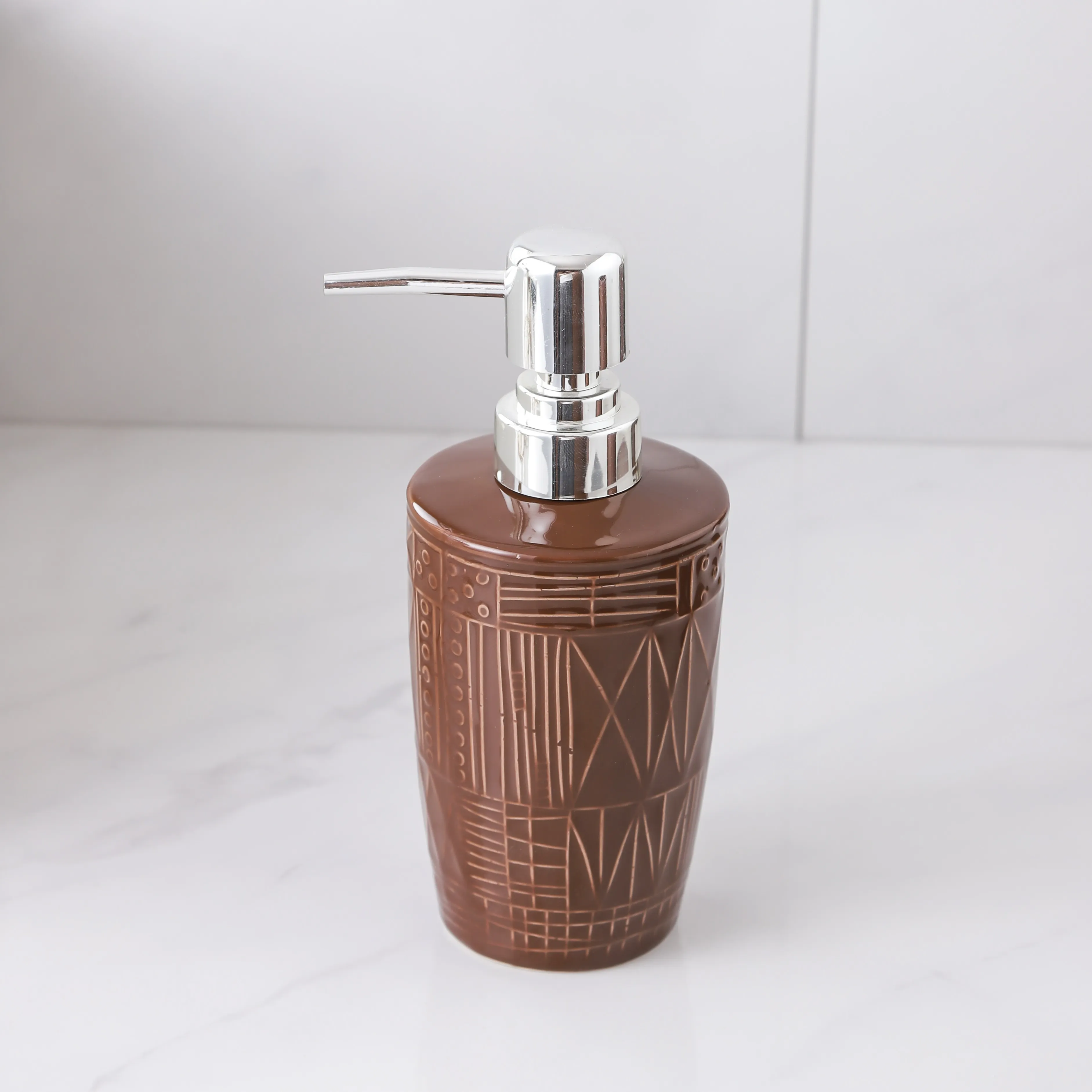 Custom Soap Dispenser Bottle, Brown Ceramic Lotion Dispenser Bulk (2)