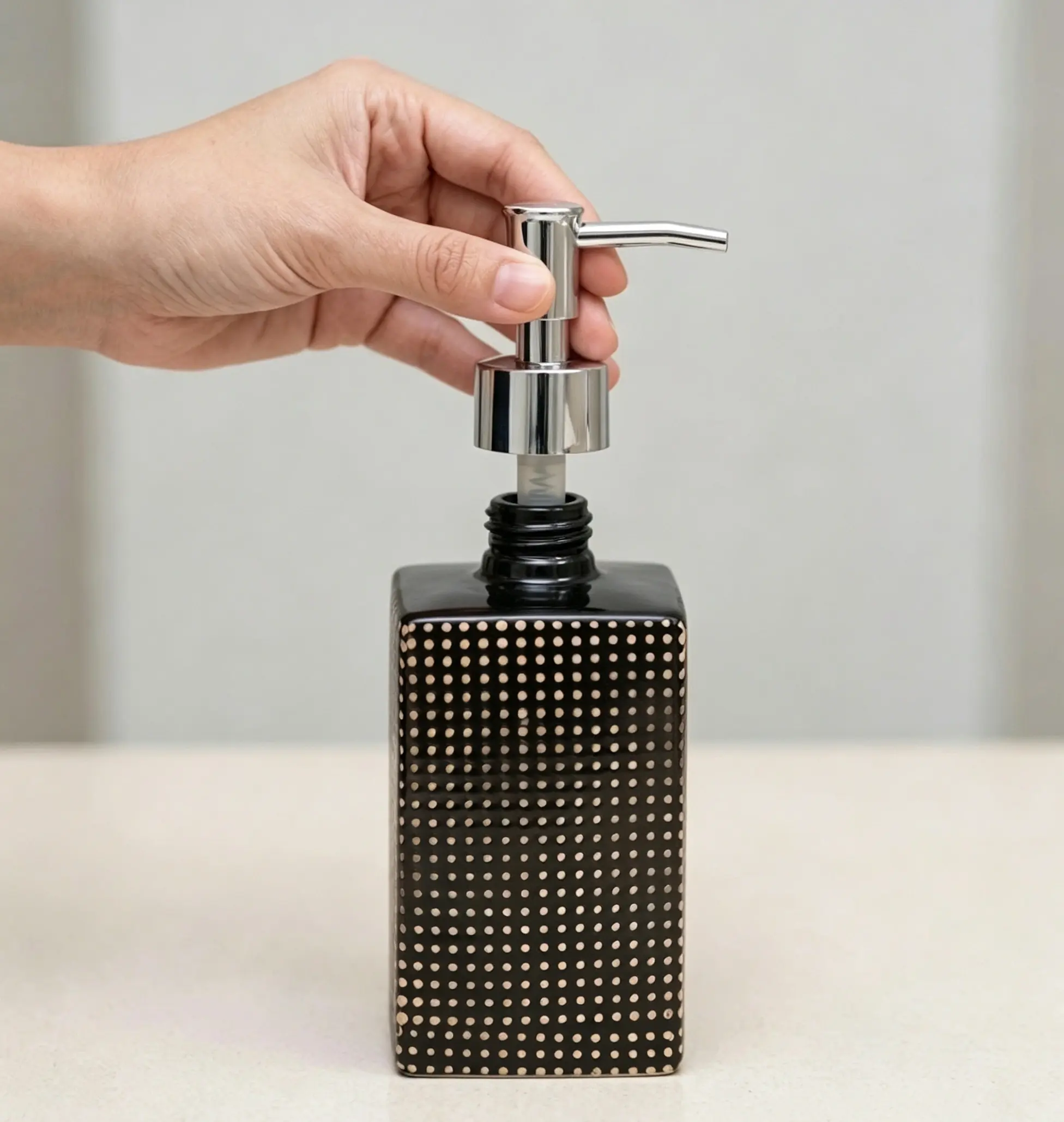 Refill a Soap Dispenser-Yigejia Ceramics-10
