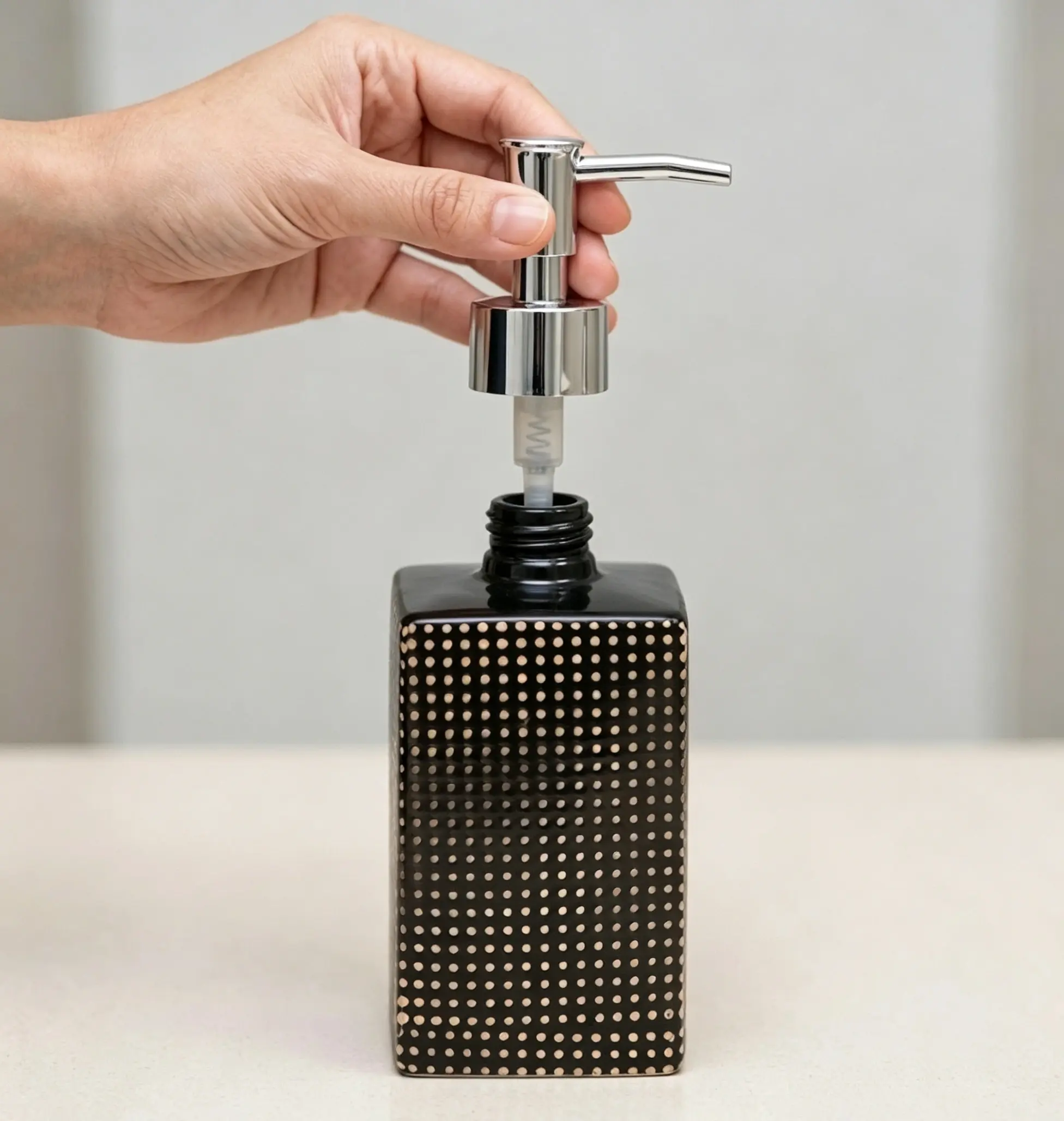 Refill a Soap Dispenser-Yigejia Ceramics-12