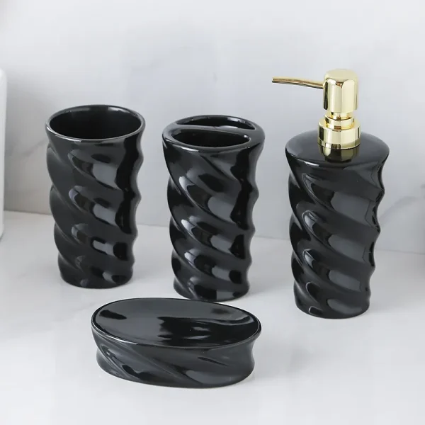 OEM Black Bathroom Accessories Set Supplier (1)